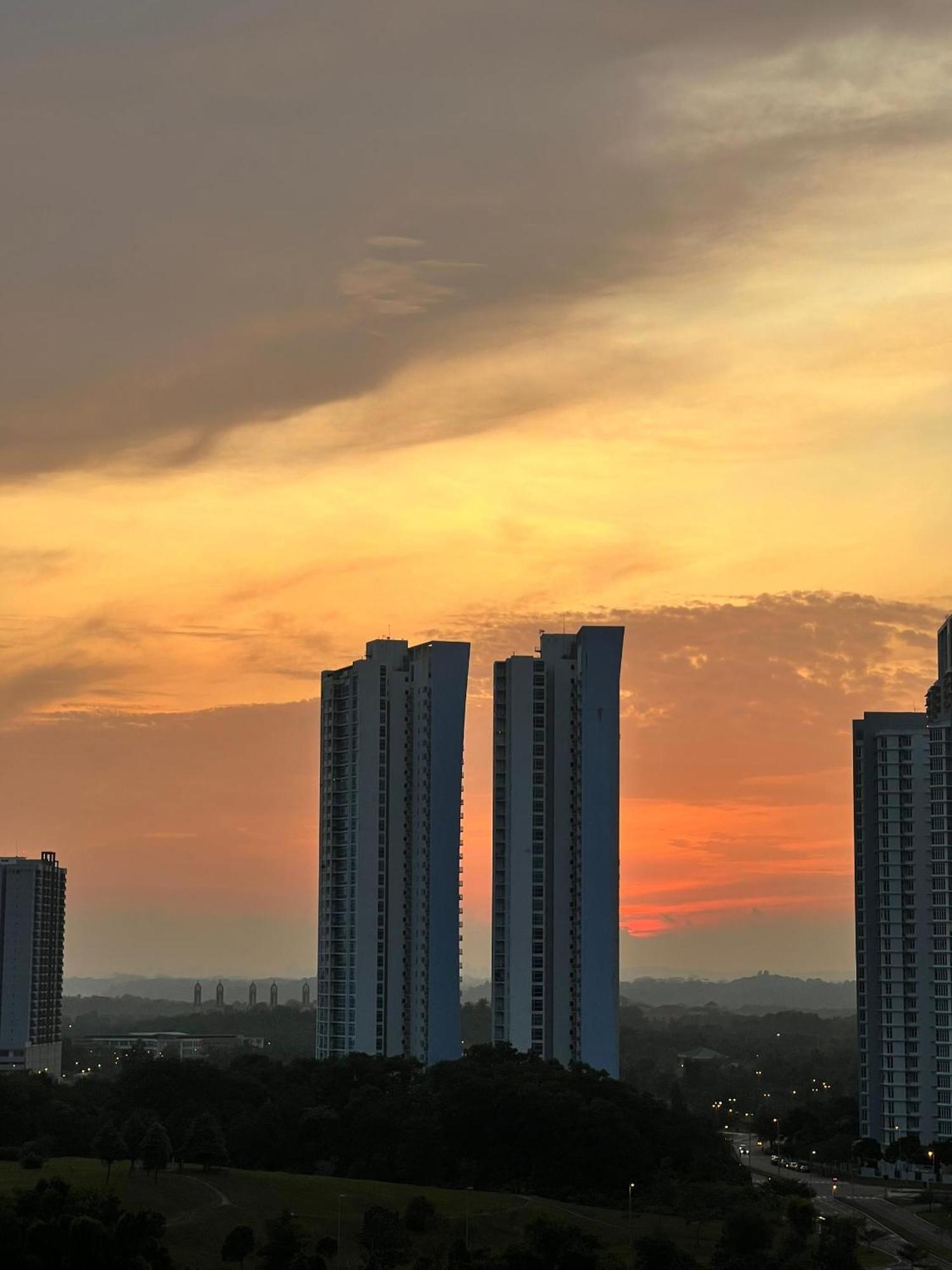 Apartment D Bunga مسلم Pool View Legoland Nusajaya
